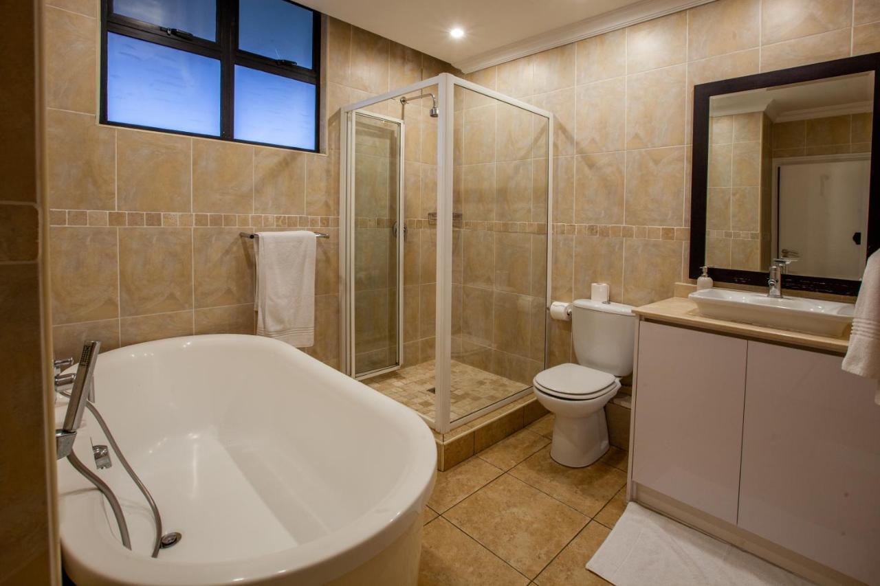 At The Point - Peaceful Plentiful Penthouse Durban