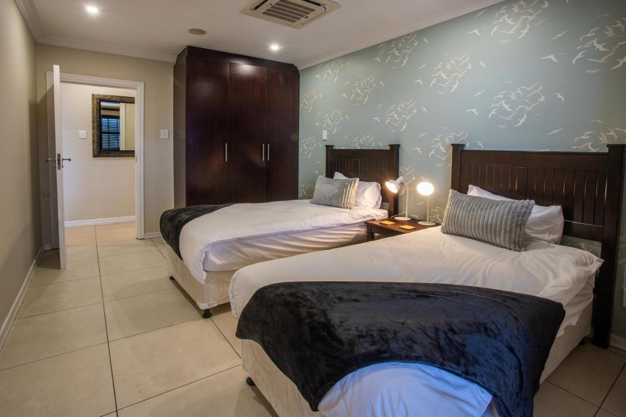 At The Point - Peaceful Plentiful Penthouse