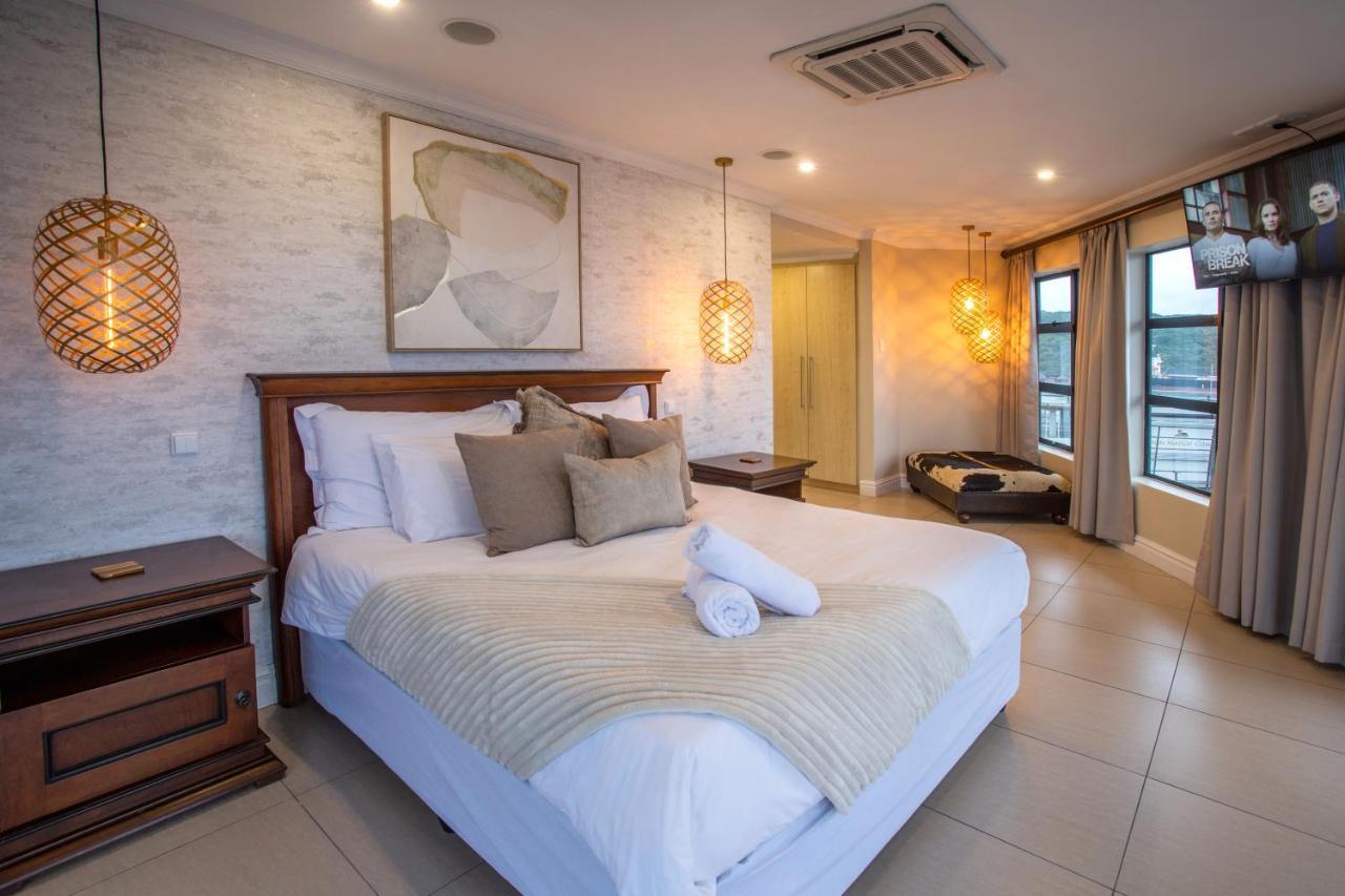 At The Point - Peaceful Plentiful Penthouse * Durban